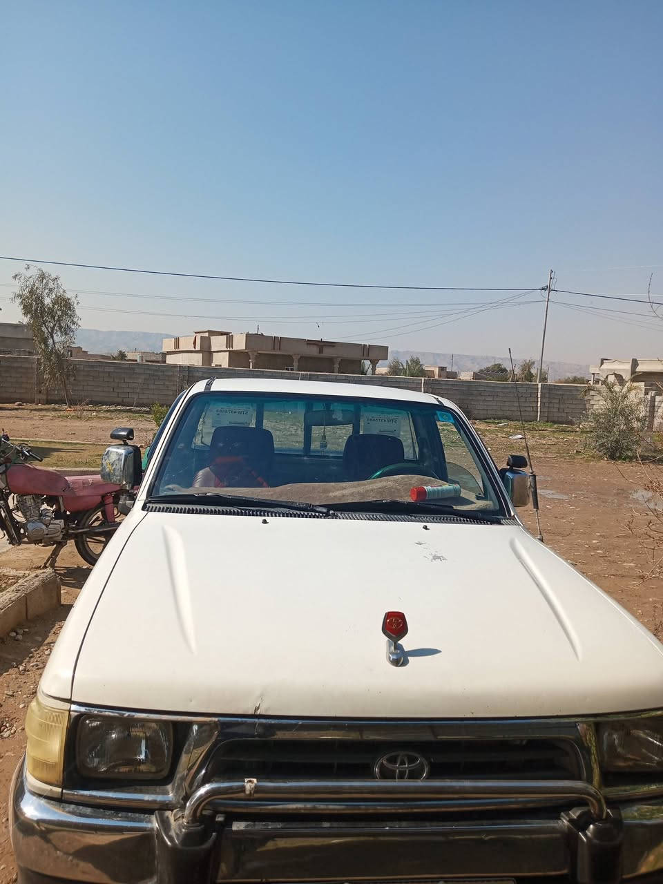 السلام عليكم بيكم توتا 1998البيع مكفوله كفاله عامه من طخه اوگلبه مكفوله من صبغ بيه تكحل صبغ مكان خدوش شاصي وگير واكسل شرط محرك بدايه صرف رقم صلاح الدين دولي سنويه تنتهي 2030شرط التحويل السعر 93وبيه مجال بصيط العنوان كركوك قضأ الحويجه ناحيه العباسي قريه الشجره السفسار***********
