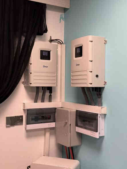 تم بفضل اللّٰه تركيب منظومة طاقة شمسية تم ربطها على حسب طلب الزبون

للاخ :: حارث أبو عبدالله

في مجمع (مودرن ستي)
  
✅ نظام طاقة شمسية متكامل بأعلى المواصفات

✅فولتية ثابتة 220فولت 
✅كهرباء مستمرة بدون انقطاع 
✅تشغيل تلقائي عند انقطاع الكهرباء

🔵انفيرتر قدرة(6) KV عدد 2 
🔵الواح قدرة  (640) واط نوع (Aiko) عدد 12
🔵بطارية ليثيوم عدد 2 (314)امبير  

✅صيانة فورية بحالة مواجهة اي خلل فني
✅ضمانات عالية وعمر افتراضي طويل
✅خدمات متابعة مابعد التنصيب

نهاري ☀️(25) امبير
ليلي   🌑 (14) امبير 
 
للاستفسار اكثر الاتصال على الارقام التالية 
***********
***********
⚫️#مكتب #باجوان #للطاقه #الشمسيه
