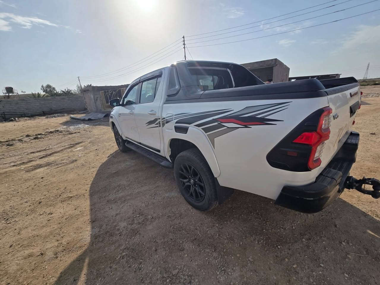 سلام عليكم البيع جي ار ٢٣ كفاله عامه رقم ربيل ماشيه ٦٣ تخم تاير سياره جديده مال جناي عنوان ميسان ***********
