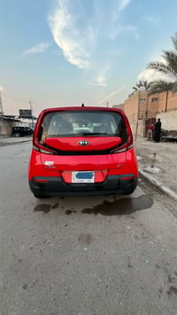 كيا صول 21 موديل s   ماشيه 64 الف ميل  محرك 2000 دوش   حادثها مبدل جام...
