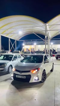 تويوتا كورولا • ٢٠١٦ • ٩٠٠٠٠ كم