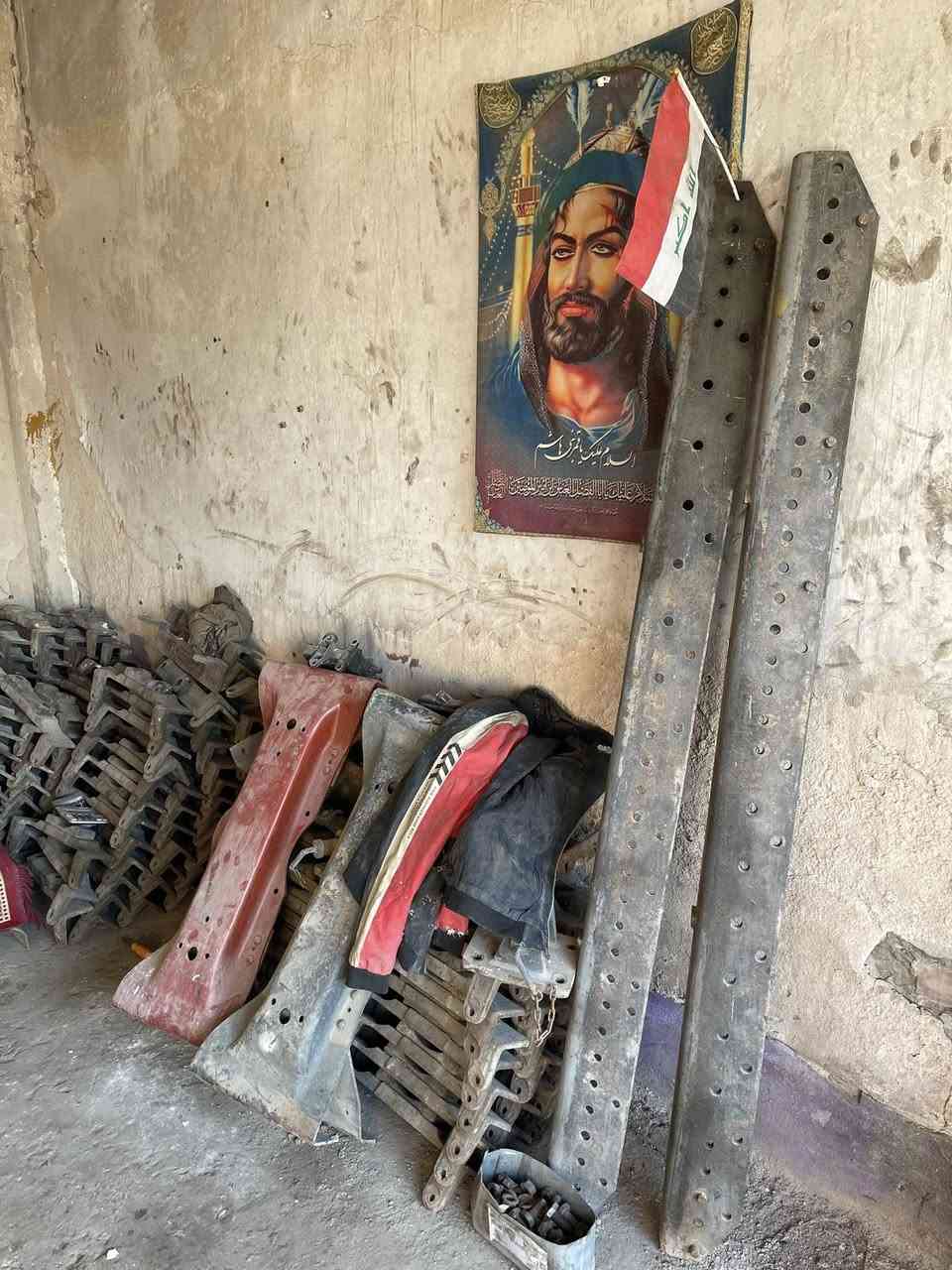 مطبات مجموعه شاصي ألبي كرواتي 
فرممات قياس ٨٧ جف عالي 
فرممات كلب 
هوكات سحب براغي 
براغي كأردن ٢٤ اقجم 
***********
