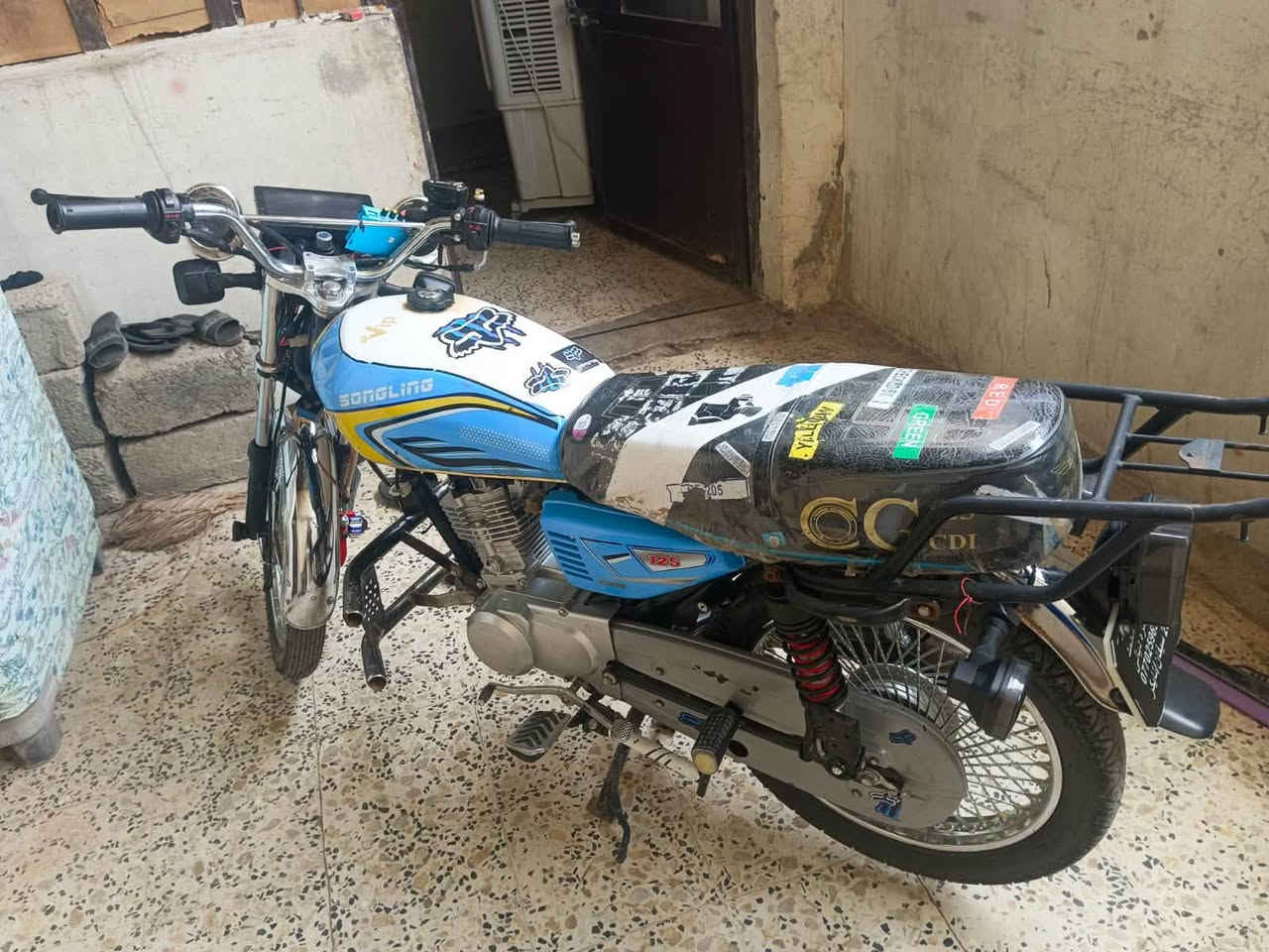 سلام عليكم تايكر لبيع او مراوس 26ورق صولي شعندك نزل


**إذا كنت صاحب هذا الإعلان وتريد حذفه لأي سبب، رجاءا أرسل رسالة إلى الدعم الفني**