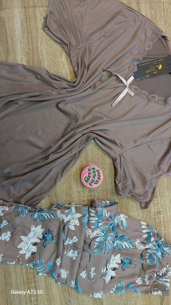 سعر القطعه 8 اثنين 15 توصيل 3 فقط تراكات صيفي فانيلا زبده


**إذا كنت صاحب هذا الإعلان وتريد حذفه لأي سبب، رجاءا أرسل رسالة إلى الدعم الفني**