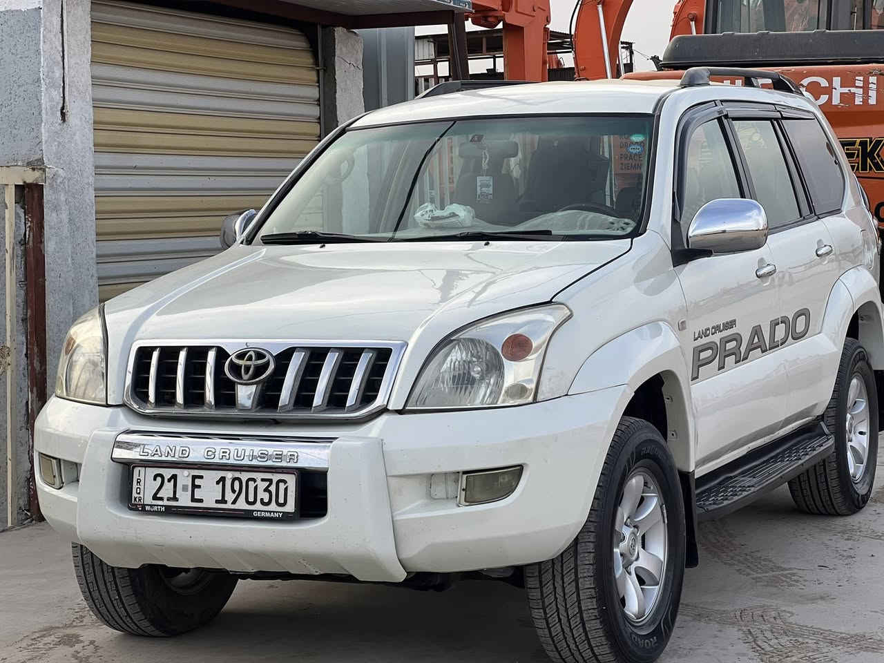 السلام عليكم برادو 2007  مصبوغه عام السياره جاهزه من كلشي حداديه مكينه 4 سلندر كبر وكينه كفاله  داخل بيجي  شاشه رقم سليمانيه انكليزي تحويل مباشر 
_____________________
السعر 110 وبيه مجال 
العنوان بابل الشوملي 
الاستفسار ‭٠٧٧٨ ١٦٢ ١٦٦٦‬
