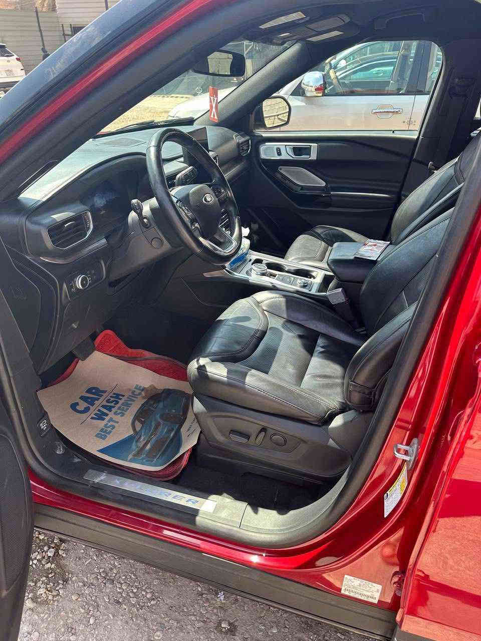 للبيع فورد اكسبلورر بلاتينيوم ٢٠٢٢
فول مواصفات رقم بغداد الدولي
حادثها جاملغ بصف السايق صبغ شاصي سليم
الايرباك طاگ راجع سيستم
كاميرا ٣٦٠ درجة
محرك ٣٣٠٠ هايبرد تنفس طبيعي مكفول
گير ١٠ سرعات اوتو مكفول
4X4 
318hp
٧ راكب سياحي منفصل
شاشة كبيرة مع عدادات ديجيتال 
ماشية ٤٢ الف مايل
اوتو ستوب، هاند بريك كهربائي، حساسات محيطية 
رقم و حساب صاحب السيارة للاستفسار 
***********
السيارة متواجدة ببغداد المستنصرية 
السعر 30$ الف Colombo
