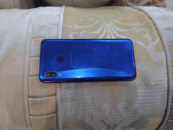 جهاز  A20 نضافه 80% ذاكره 32 سعره 60 شحن تايبسي للاستفسار على هذا الرقم ***********
