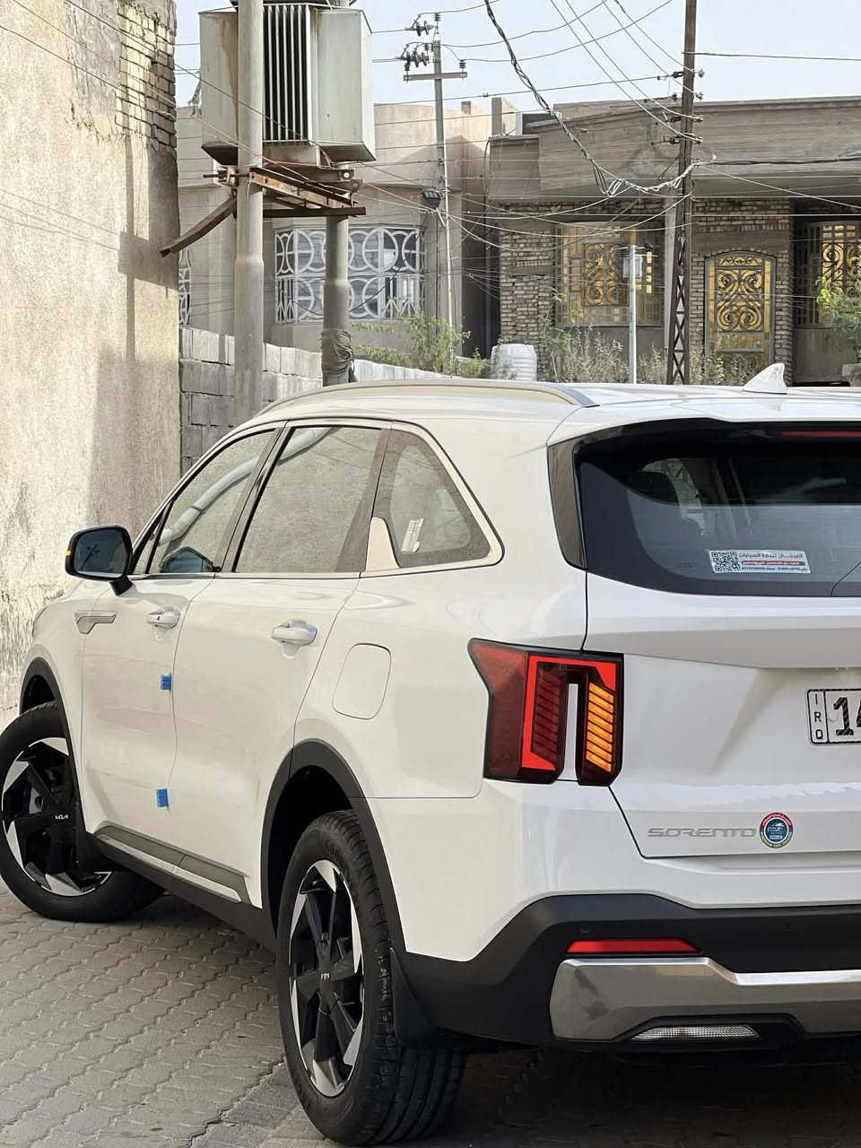 سورينتو 2024 رقم بصره رقم جديد كفاله عامه من كلشي  كارتون السياره ماشيه 19 السياره داتشو كيجات عينه الكترونيه 6سلندر حساسات 360 درجه سياره كلش حلو مواصفات راقيه مكاني بصره *********** للبيع او مراوس
