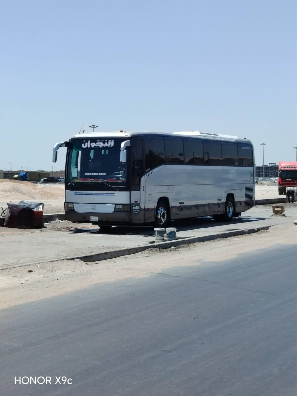 سلام عليكم باص 0404 مكينة كهرباي كير كهرباي سكليتر كهرباي دشبول قطعه وحده سياره فول ثلاجه كروس ثلمه كله جديد تخم تاير تخم ويل كب تبريد سبلت امامي كشن فرنسي بطن سياره جديده كلش يده وحده مامكسوره حداديه يم عدنان خلف عامه كلج بل كارتون ماعوزه برغي شراي ينتصل وبخدمته ***********

