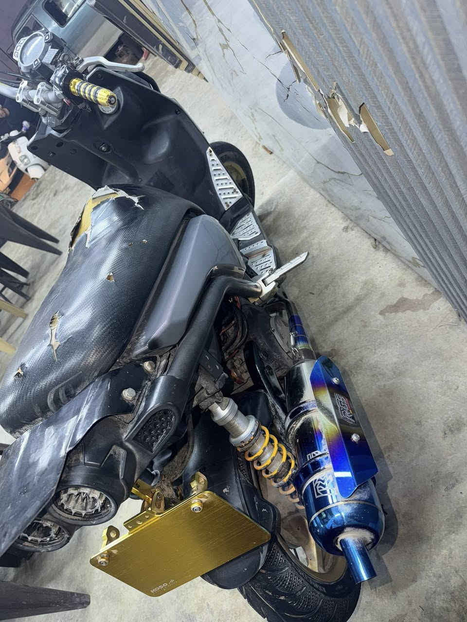 السلام عليكم شباب سكنس جبلي مزوده تزويد حلو مثل ما تشوفون دراجه حلوه وكاعد وخير من الله مكاني زعفرانيه ***********
