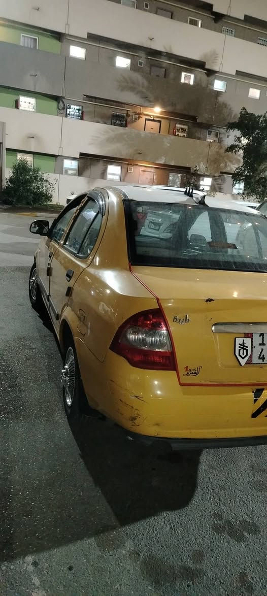 طيبة 2015 رقم انكليزي تدفئة تبريد تخم تاير جديد صدر جديد  سيارة ما ناقصهة شي 36$ بيهة مجال بصيط ***********
