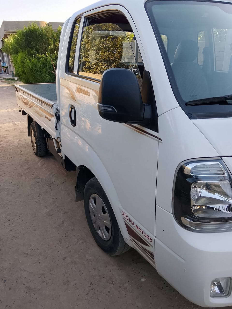 السلام عليكم
للبيع كيا عموشة موديل 20الوجوه الجديد 
سيارة مكفولة كفالة عامة برقي مامحفتوح رقم واسط 
سيارة مال جناي جديدة مكان سيارة بغداد ابو غريب سعر سيارة اتصل على رقم ***********
