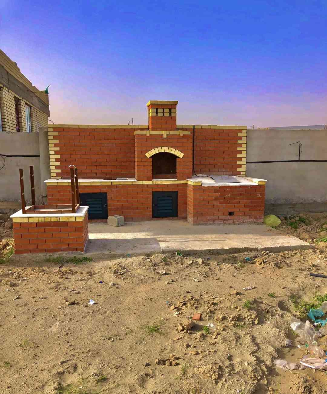 السلام عليكم :👋
دونم للبيع مسيجة: 🏕️
1-تحتوي على دار هيكل 140 متر 🏠
2-مسبح 8x4 جاهز 🏊‍♀️
3-باربكيو شواء 🍖
4-غرفة استراحة 5x11
5-تانكي 10 الف لتر
6- 15 نخلة صغيره 
التفاصيل :
الواجهة :2️⃣7️⃣
النزال: 9️⃣0️⃣
جنس الارض : طابو زراعي سند بأسمك من دائرة طابو المدائن
خدمات كاملة كهرباء مي تبليط،
الدونم يبعد عن محرم سريع بغداد الكوت1200 م
..
موقع الدونم 📍: بغداد حي الوحدة قبل سيطرة الخروج بغداد الكوت خلف المطحنة
 من بسماية لغاية الارض والوقت المقدر 20 دقيقة ،
..
تحويل على طابو المدائن وفتح بيان باسم المشتري ويستلم سند باسمه ،
لطلب السعر 💬: التواصل برسالة على الخاص


**إذا كنت صاحب هذا الإعلان وتريد حذفه لأي سبب، رجاءا أرسل رسالة إلى الدعم الفني**