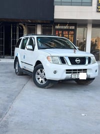 نيسان باثفندر ٢٠٠٩ خليجي لون ابيض للبيع فقط ١٢٠ $  - محرك ٦ - ٤٠٠٠  خي...