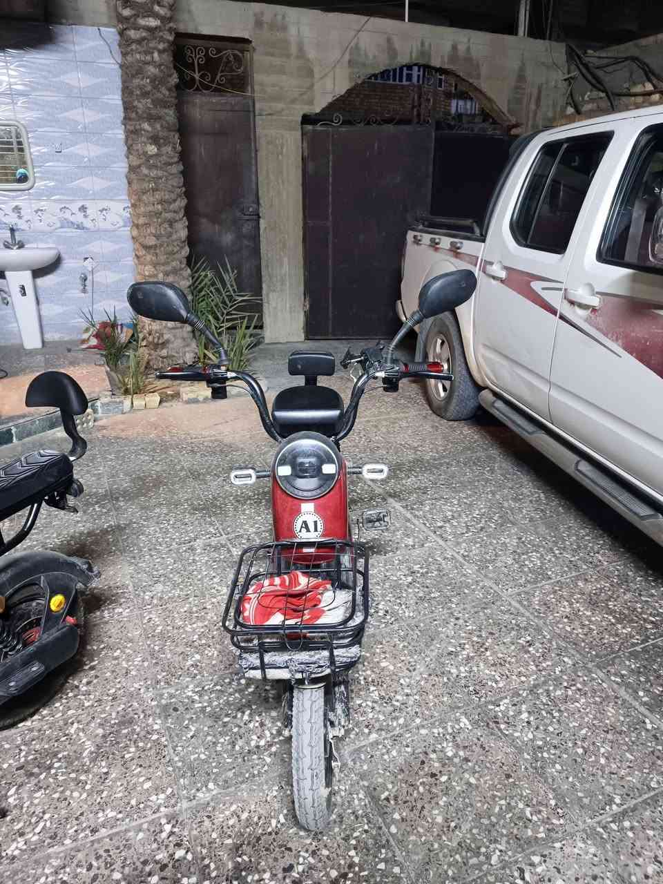 سلام عليكم دراجه شحن حجم 14 بطاريات جدد  🔋مستعجل ع البيع مكفوله فقط اكو صوت بيهه ماعرف مال شنو بس تمشي
بلوتوث اشاير لايت زنون قفل جهاز انذار + سرعته 60 غير حقيقي حقيقي 40  وياه شاحنه السعر  150 وبيه مجال حك الجيه مكاني مدينه الصدر الاورفلي لاستفسار ***********
