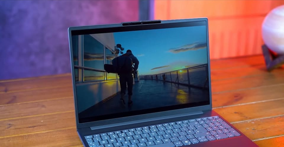 السلام عليكم
لينوفو ايديا باد سلم 3 2025 IdeaPad Slim 3 15IRH10
معالج Core i7-13620H
ذاكره عشوائية 16 GB قابله للتطوير
ذاكره الجهاز 512 SSD 
كرت شاشه داخلي مدمج
مستخدم 4 شهور فقط (ضمان فعال)
 كامل الملحقات والكرتون الأصلي
سعر: 750 الف بي مجال 
علماً سعر الجديد مليون
***********
