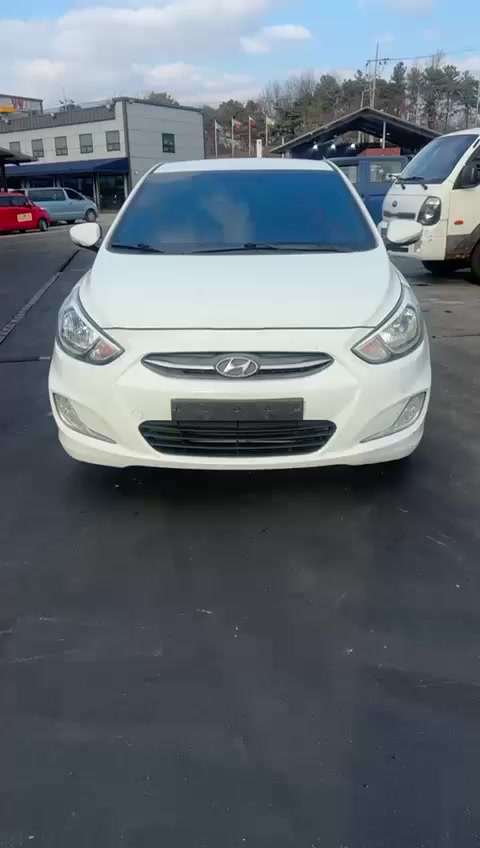 السلام عليكم العزاز وصلتنه سيارت اكسنت تفصيخ  قطع غيار اي شي تحتاجه سيارتك موجود ***********///*********** تصل 
تحويرات من 1400// الى 1600
