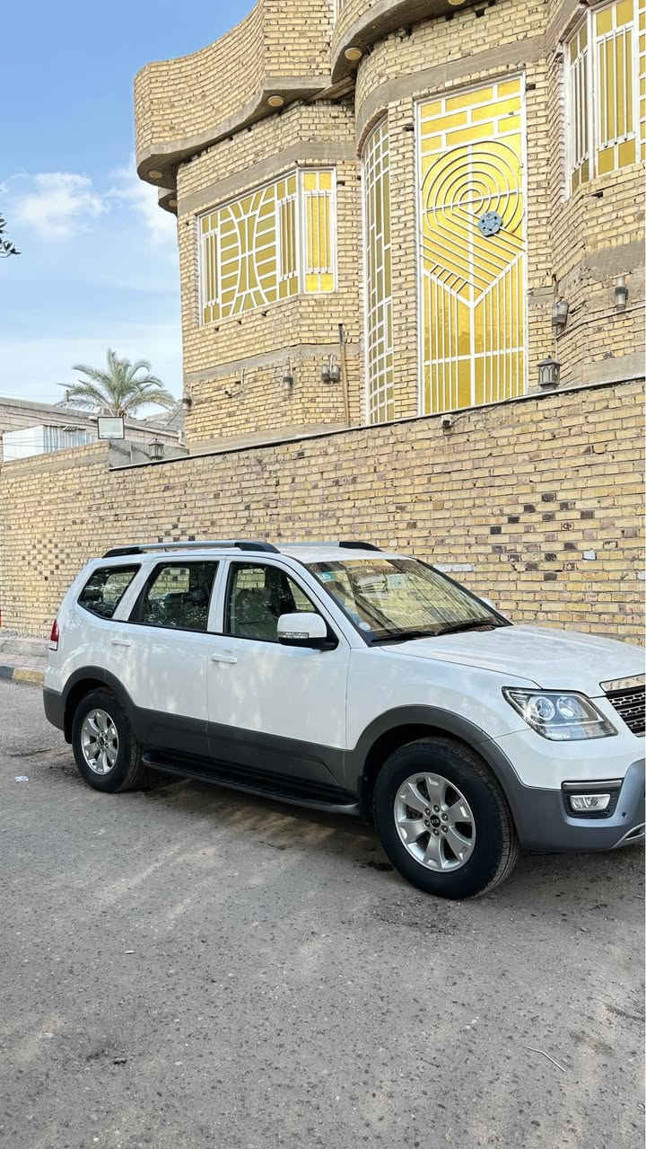 سلام عليكم 
للبيع كيا مهافي مديل 2018
سياره كفاله عامه ما عده بارد موضح في الصور 
ماشيه : 178 الف 
كير ومكينه مكفولات من كلشي
السياره نص موصفات 
ومعروفه مواصفات المهافي 
طخم تاير جديد 
حداديه جديده 
السعر : 220 وبيها مجال 
العنوان : بصره 
***********
*********** البصرة, العراق
