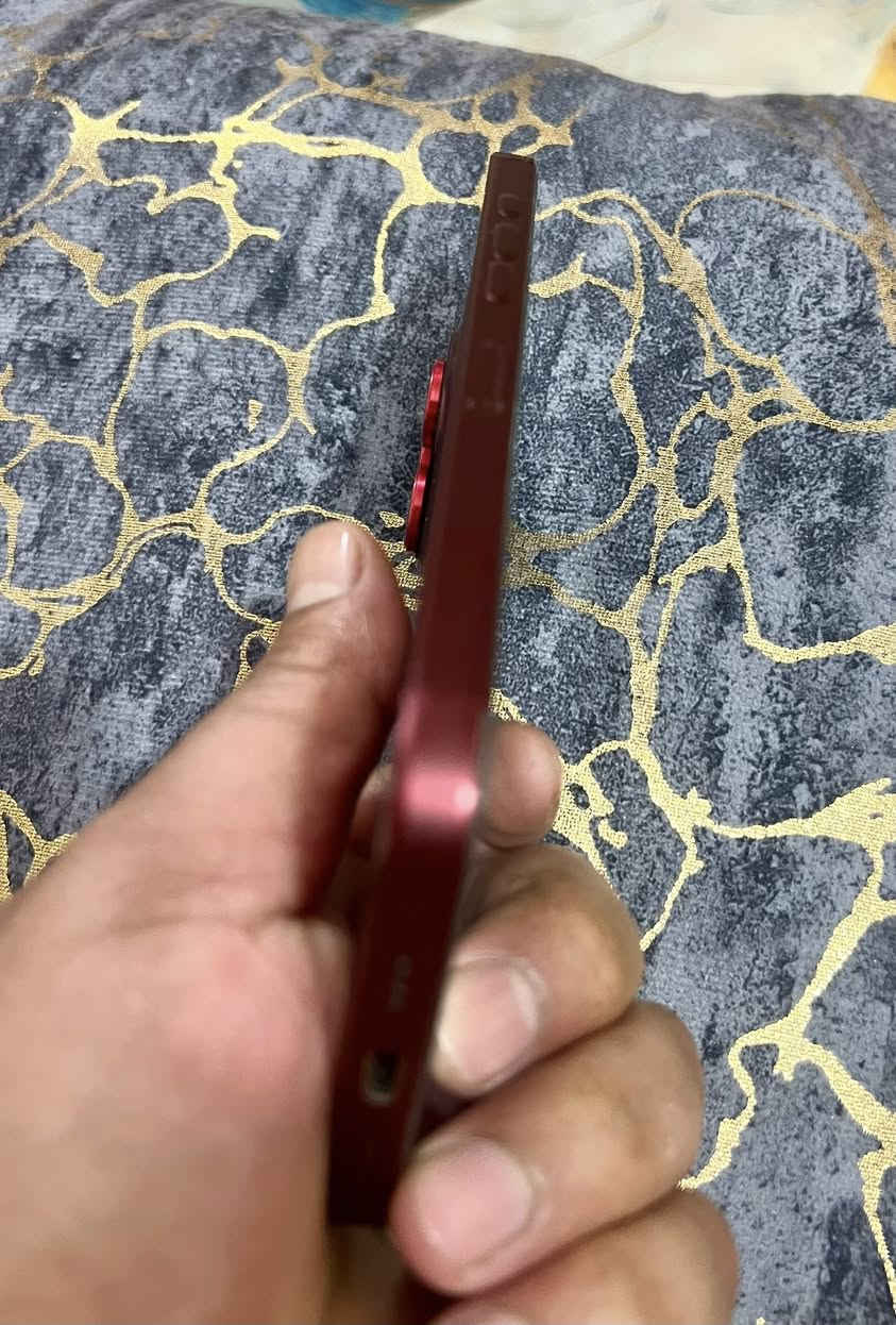 السلام عليكم ورحمة الله وبركاته 

iPhone 16 Pro Max 
256GB
مغلف ppf حمايه وتغير لون بنفس الوقت 
اللون المميز العنابي
صحة البطارية 91🔋
السعر 1،300،000 بي مجال جدا بسيط
 للاستفسار ***********
 غير متواجد واتساب وفيس بوك
مكاني بغداد الرصافة
