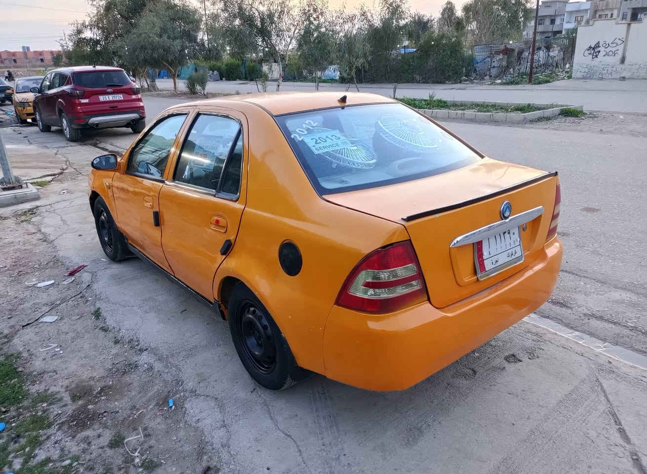 السلام عليكم جيلي سيكي موديل 2012 رقم كركوك الماني شرط الوكاله والتحويل بيه دفتر بانزين جازه ماناقصه كلوب البيع او تخم تاير جديد محرك كير صدر باتري عبوه بانزيز جديه السياره متعوب عليه  مراوسه حسب القناعه
السعر 28 وبيه مجال
العنوان كركوك 
رقم الهاتف ***********
