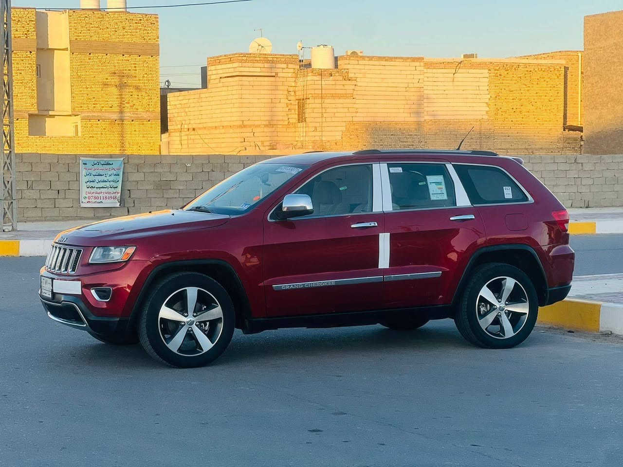 السلام عليكم
جيب لاريدو 2011
بيه بنيد وجاملق وطرف الباب صبغ 
كير ومكينه كفاله 
حداديه اماميه خلفيه جديده
تخم تاير 
بصمة ابواب
كشنات جلد
كشن كهرباء
شاشه تاب 
حساس خلفي 
فول تحكم استيرن 
محرك 3600
السياره جاهزه كير  ومحرك  وتدفئه وتبريد 
السعر 143 وبيه مجال 
رقم. ***********
