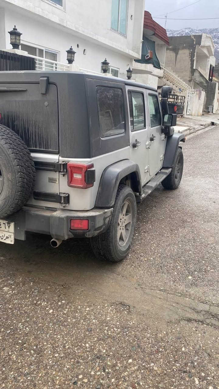 جيب رةنگلةر ٢٠٠٨ تةنها بؤنيتي گؤراوة هةموو شتي بةشةر ت گير مةكينة دةبل اكسل  پيش و پشتي گؤراوة بؤ شكل نوي تةنها بؤنيت بؤياغة  (نرخ١٤٠)  معامةلة *********** أربيل, العراق
