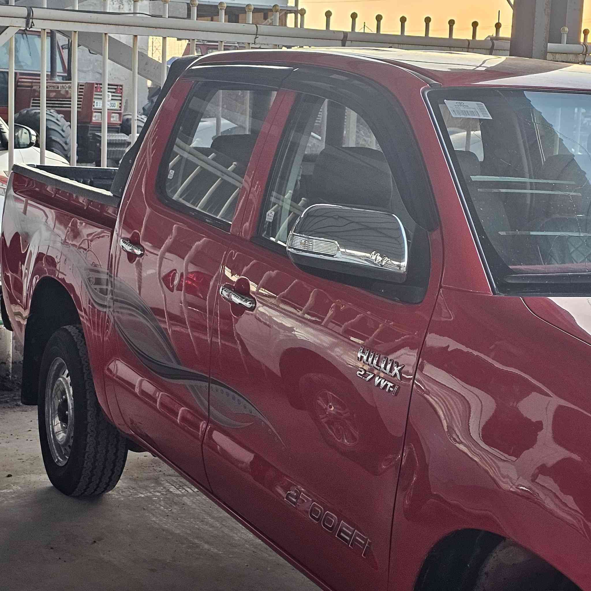 السلام عليكم
بيكم موديل 2013 كير عادي 
كفالة عامة 
ماشيه 200 الف 
سنوية ورقم جديد 
المكان واسط الزبيدية 
للأستفسار 
*********** 
***********
