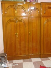 للبيع غرفة اخشاب صاج ونظيفه تواصل رقم 07814127739