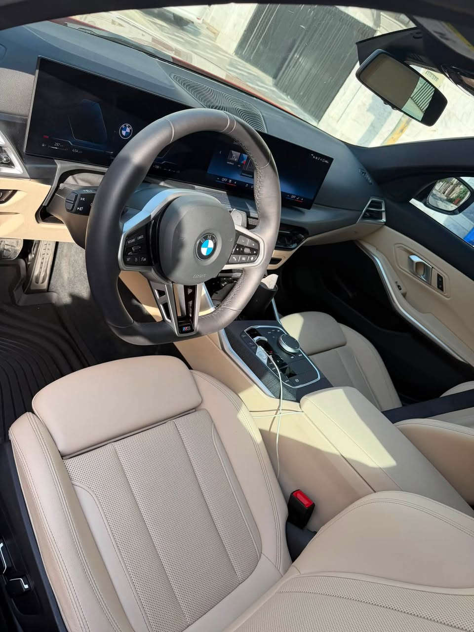 BMW 2025 M بلادى 
km 3هةزار 
*********** 

3MW69CW06S8F50432
