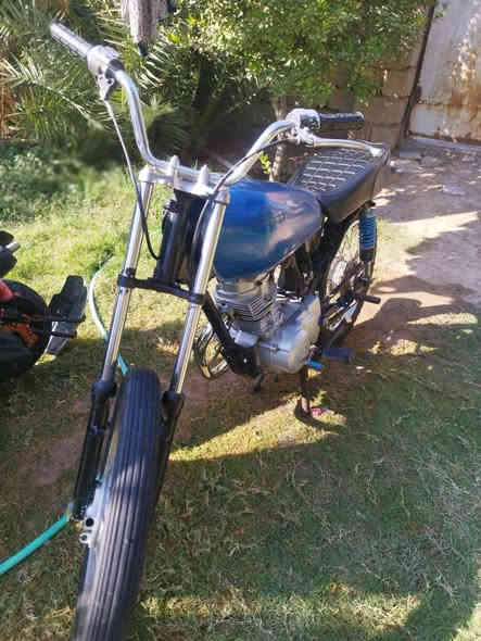 السلام عليكم ورحمه الله وبركاته دراجه للبيع ب350 وبيها مجال هذه رقمي ولشراي يدلل ***********
