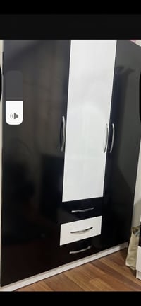 كابينات مطبخ • للبيع