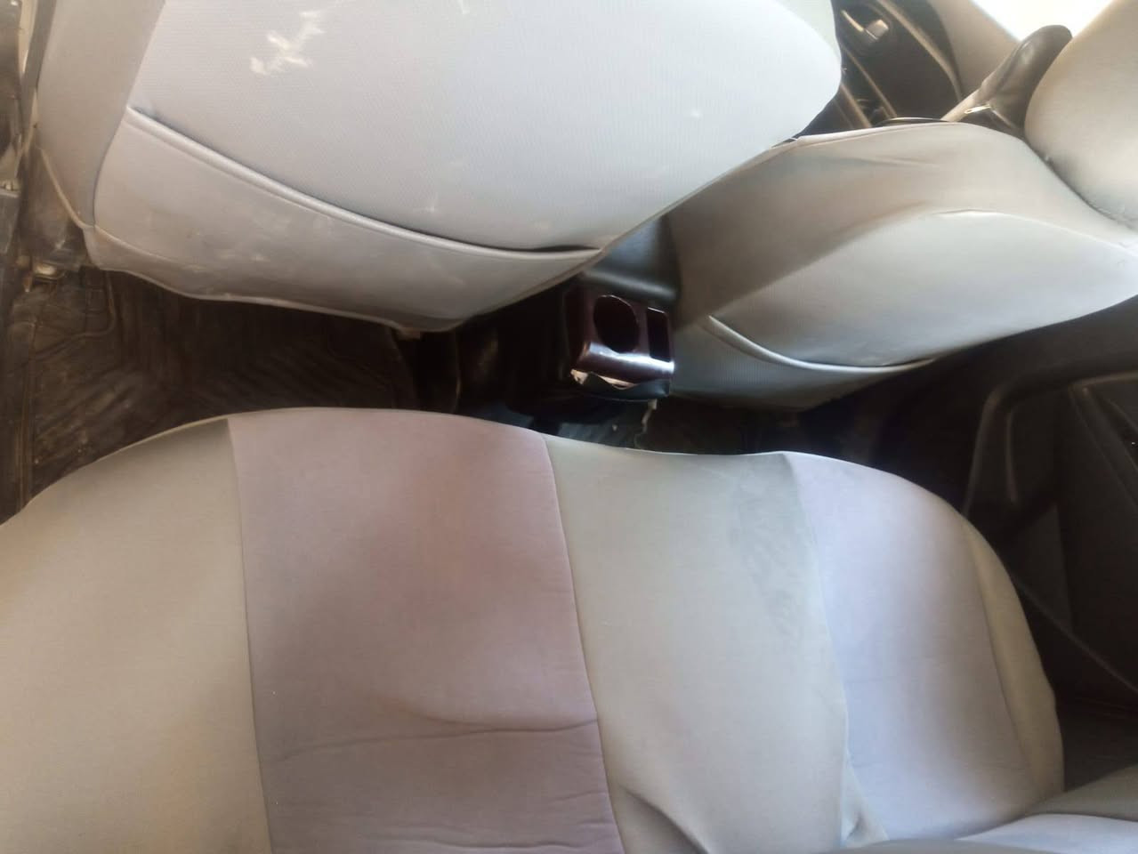 السلام عليكم كيا ريو 2016 وارد امريكي حادثه سرقه دعاميه مثل ما موضح بلسونار السياره باسمي رقم بغداد تخم تاير جديد السياره كامله ربع متصرف عليه العنوان بغداد محموديه السعر 100 ورقه وبيهه مجال 
***********
***********
