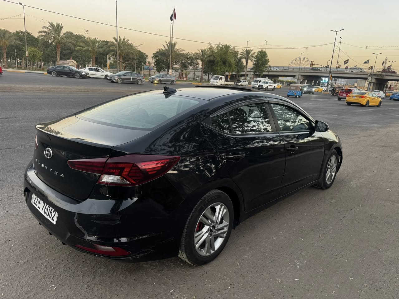سلام عليكم النترا موديل 2020  محرك 2000 دوش بلادي السياره  الحادث بل منشور بيها ماشيه 66 جاملغ وبنيد مبدلات ولباقي مكفول مواصفات فول فتحه بصمه تحكم ستيرن ورادار جانبي وامامي وقياده ذاتيه وحساسات بل دعاميات السعر 116  مكاني بغداد ***********
