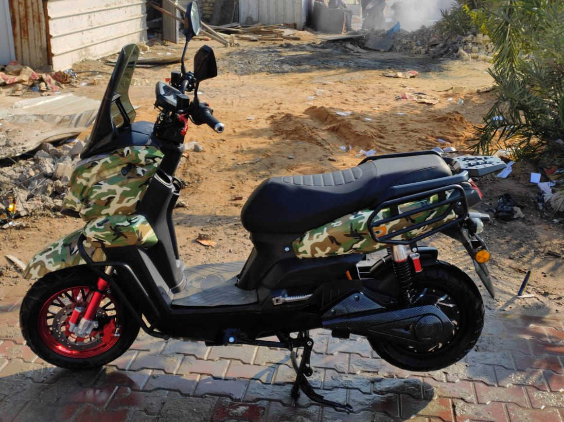 دراجة اباتشي جبلي من شركة عجلة الخليج 
الملف 2500واط
بطارية كرافين 35 امبير 
دبلات هايدروليك 
بريكات دسك abs 
الدراجة نظيفة جدا استعمال شهرين
السعر 1,200,000 وبيها مجال بسيط 
للاستفسار ***********
المكان بغداد حي اور
