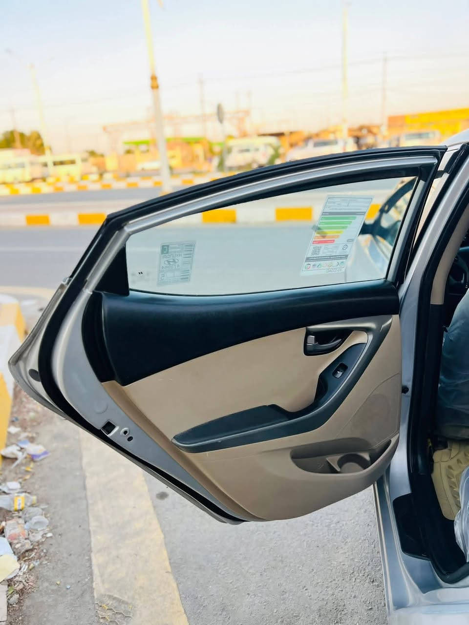 سلام عليكم النترا موديل 16  خليجي مكينه ١٦٠٠ بيه تبديل باب الخلفي وبيه طخات بصيطه ابيع مكفوله من العيب الشرعي سياره جاهزه تبريد حداديه كهربايات سياره  مال جناني رقم ذي قار مكان الناصريه مركز سعر ١١٥ بيه مجال  رقم التواصل ***********
