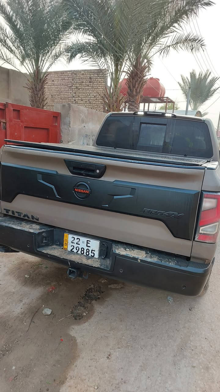 نيسان تيتان موديل 2021  رقم أربيل تحويل وكاله ثاني يوم خمس كامرات فول مواصفات  كشنات كهربائية كشنات تدفئه تبريد السياره ماناقصها برغي فقط الي موضح بالصور للتواصل ***********
