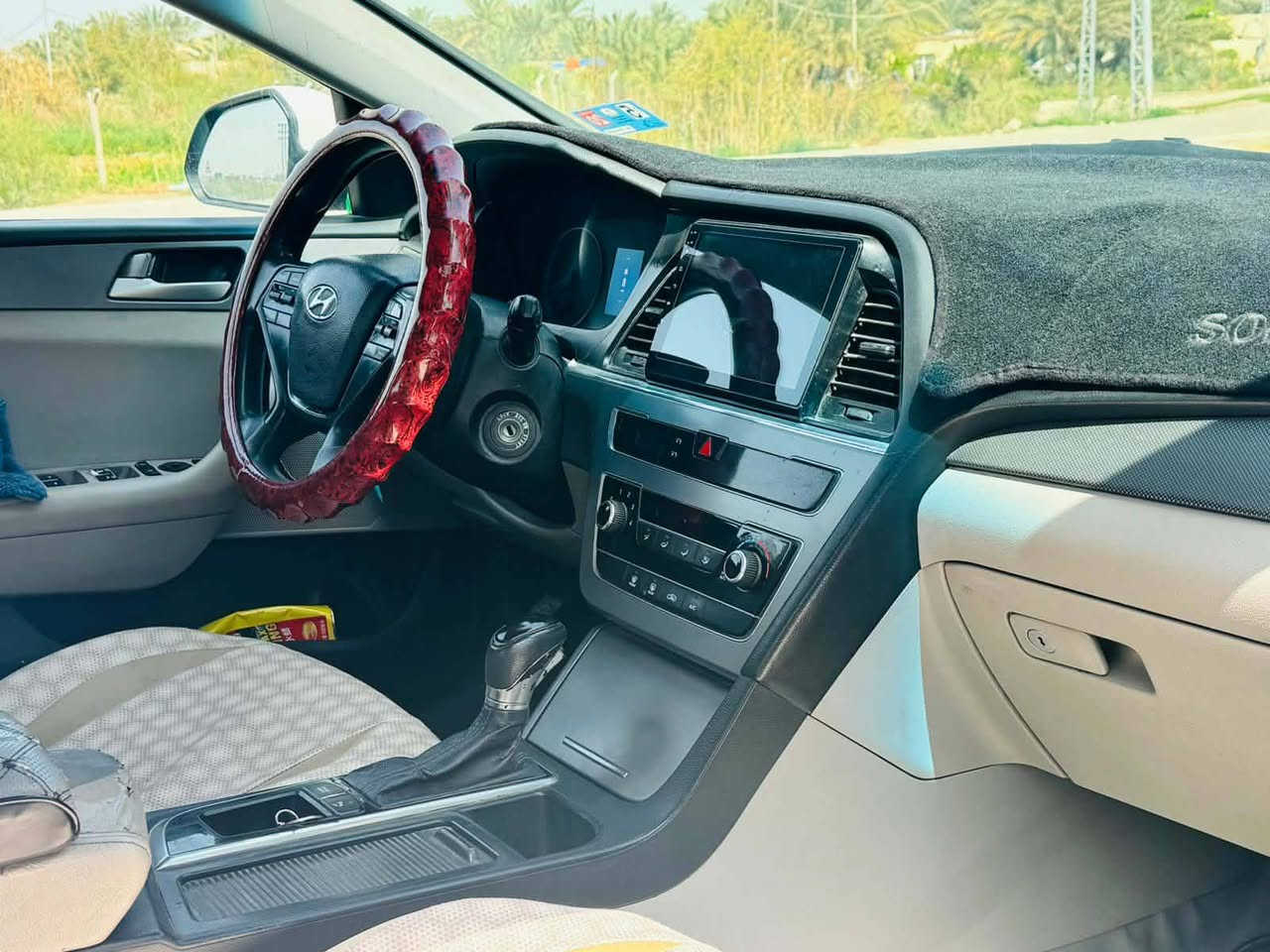 يالله سلام عليكم البيع سياره سوناتا موديل 2015 السياره وار خليجي مكينه وكير وحداديه وتخم تاير السياره قطعتين فقط تريد وكاله تريد تحويل ثاني يوام مانت الله السياره جديده ترايك 200 مكان السياره نجف لاستفسار عل رقم الشراي بي خير ويدلل ***********
