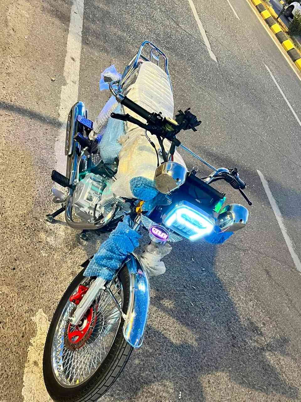 دراجه تايكر   (4 كير ) مكان تكريت شارع لااربعين 
دراجه زيرو ماا ماشيه اهواي مرتبه وحيل حلوه مابيه اي نقص ضمان 10 تيام اذه بيه شي ترجع 
***********
سعر 775 بيه مجال ‏بسيط￼  ♥️📍
