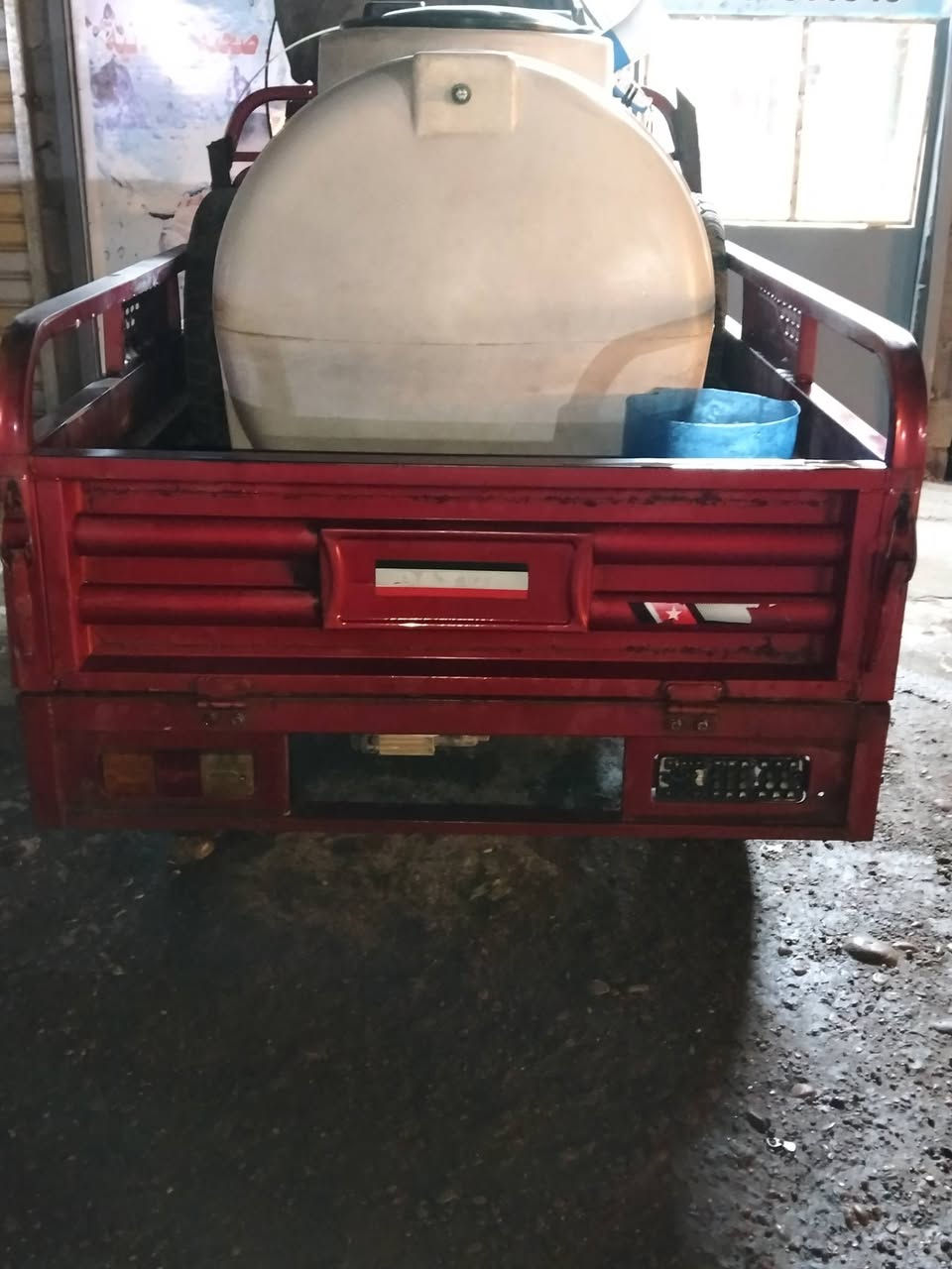 السلام عليكم ستوتة شحن داي ون حلوه ونضيفة بطاريات جدد تايرات 3 جدد وياله جدد السعر 650 المكان بغداد الدورة حي الصحه ه/***********
