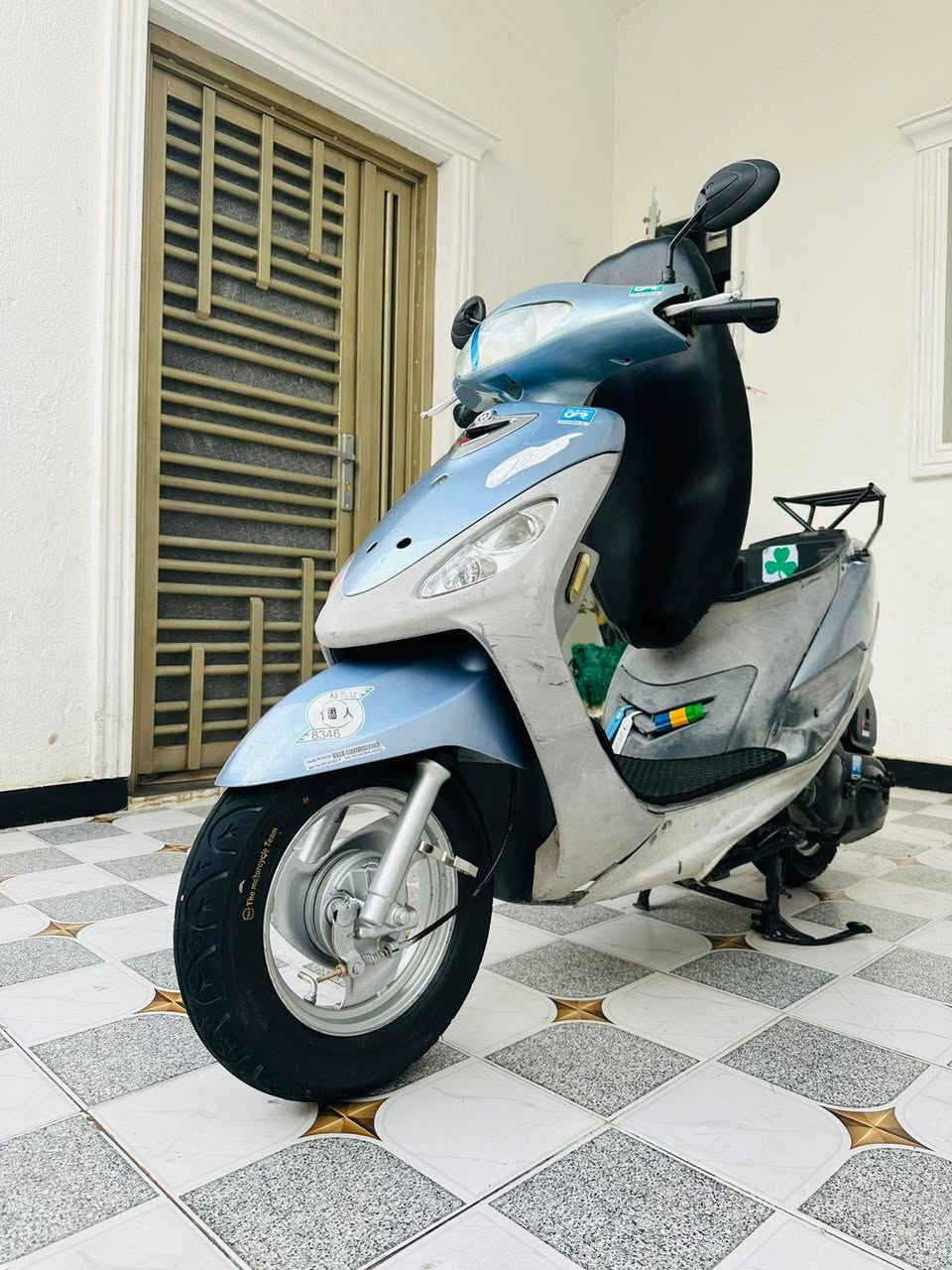 السلام عليكم دراجه للبيع ماكس مفتوح مره وحده لاستيك ولف مكان دراجه  ديوانيه الاسكان كهربائيات كله  شغاله  السعر675 وبيها مجال موديل 2008
***********
