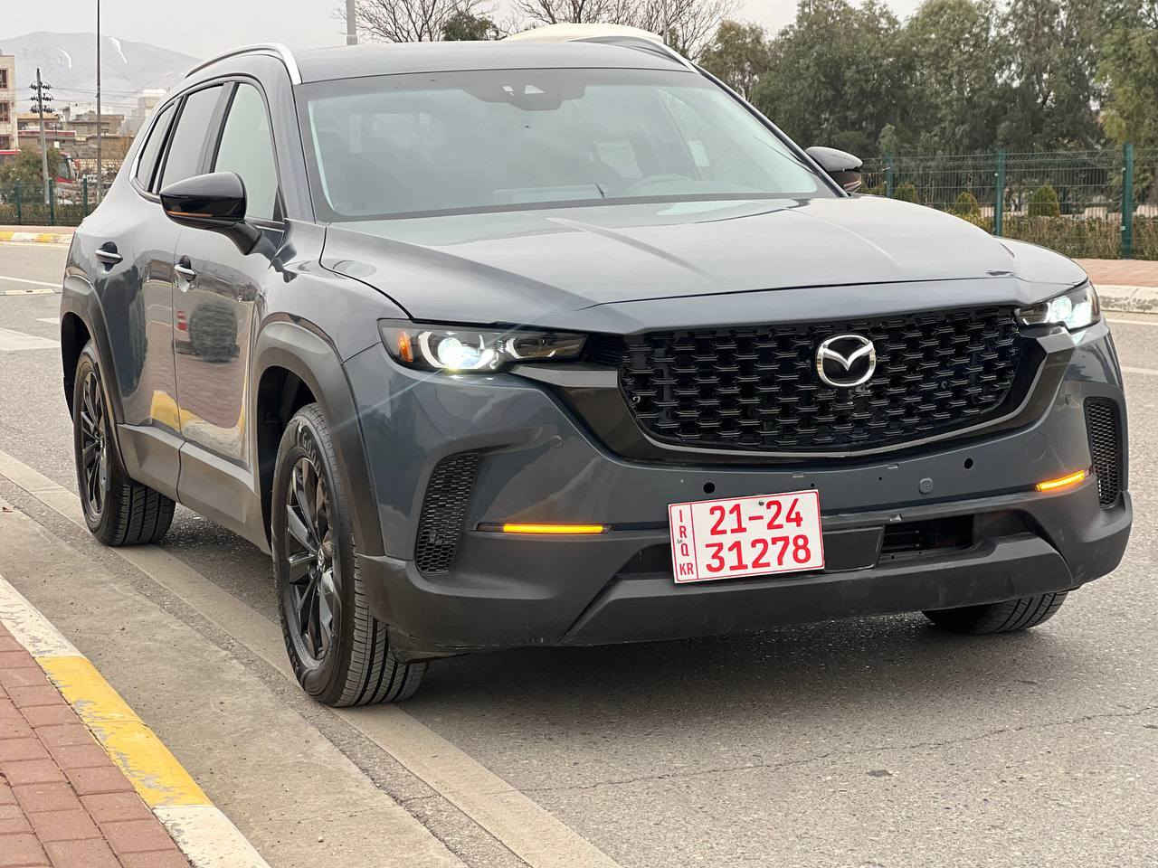 Mazda cx50 Perreferd 2024 مازدا 
مازدای cx50  

170$
کاتی دوو مانگی لەگەڵە
٧ هەزار ڕۆشتووە 
دەعامی بۆ دەعامی بەشەرت یەک دینار مەسرەفی نەبێت 
ئایەرباگی سوکان و داژبۆرد تەقیووە/ داژبۆردی بۆ گۆڕاوە کامل ئایەرباگ دانراوەتەو و سیتەم کراوە 
هیچ گڵۆپێکی داژبۆردی هەڵنەبووە✅
پارچە و نیوێکی بۆیاخە کەمێک ناوگرتنی هەیە ، بەشەرتی ڕەقەم و گێڕ و مەکینە و کارەبای و بەردی صالنصا و هەموو شتێک

مواسفات پریفێرد
دەبڵ ئەکسل  ،شاشەو کامێرا ،کامل ڕادار پێش و دوا و لاتەنیشت ،ئوتو هۆڵود ،دوگمەی سپۆرت ،لایت لید ،لایت ئۆتۆ ،فڵچە ئۆتۆ، بەصمەی دەرگا
کوشن هیتەر و سیستەمی هەوای دواڵ  و تەحەکوماتی سوکان و تحدید سڕعە ،سندوق جەگ و بەصمه، 
سێ مۆدی لێخوڕین  Normall-Sport-Ofrod
 

زۆر زۆر موشتەری نەبوویت بێزارمان مەکەن پارەی cx30کە 

            
 
شوێن سلێمانی 
WhatsApp & viber
***********
***********
