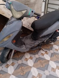 دراجه للبيع جي فور مجفته مره وحده والسعر ٢٥٠ وبيه مجال حك الجيه الرقم ...