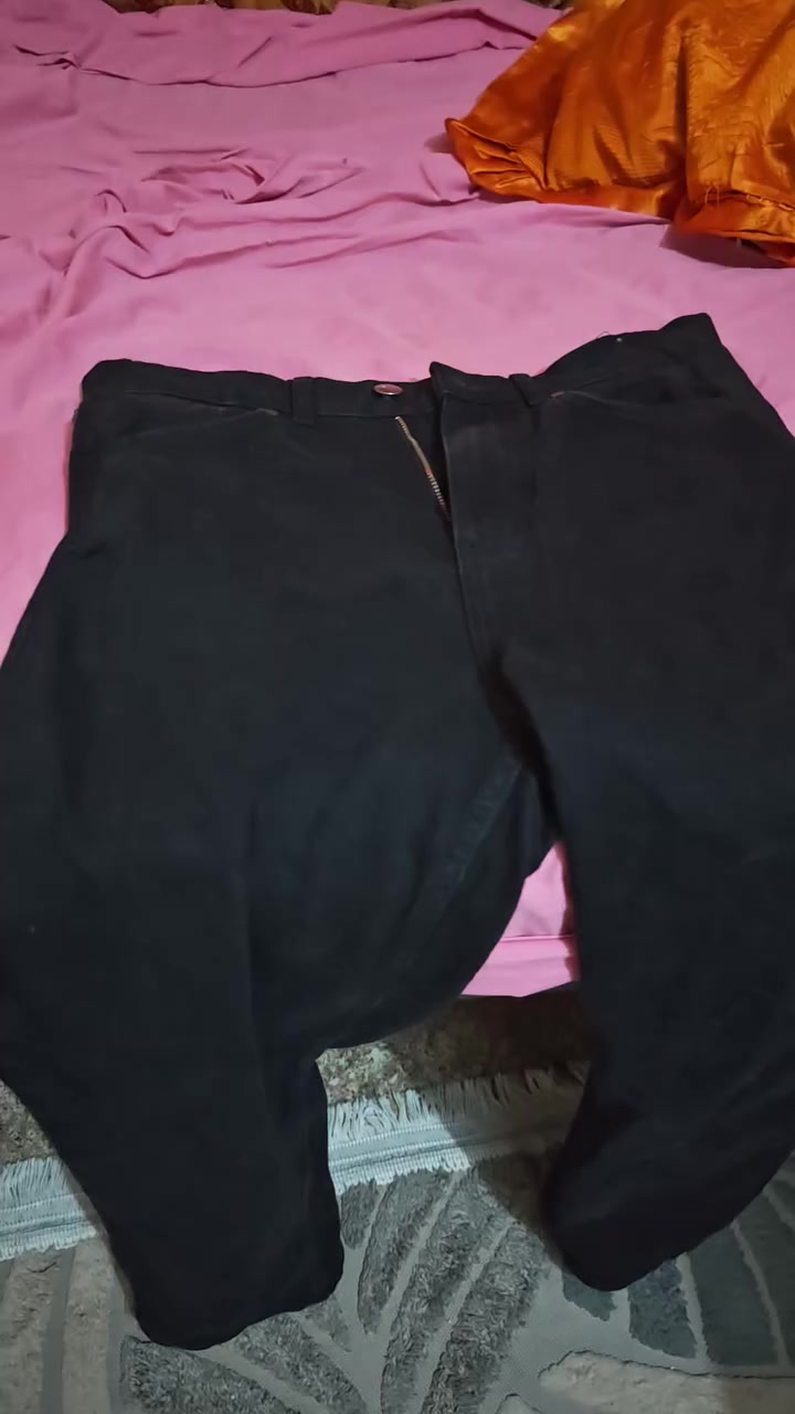 السلام عليكم للبيع فستان وبناطير بنطلون وردي قياس 36 والبيجي 38 والأسود 32 والسمائي 32 والفستان يلبس حد عمر 11 سنة والبنطلون الي بي جيوب قياس 36 السمائي سعر الفستان 45 الف والبناطير على 7الاف  عنوان سويب البياع قرب فلكة الميتين و الملابس جديدات استعمال مرة وحدة


**إذا كنت صاحب هذا الإعلان وتريد حذفه لأي سبب، رجاءا أرسل رسالة إلى الدعم الفني**