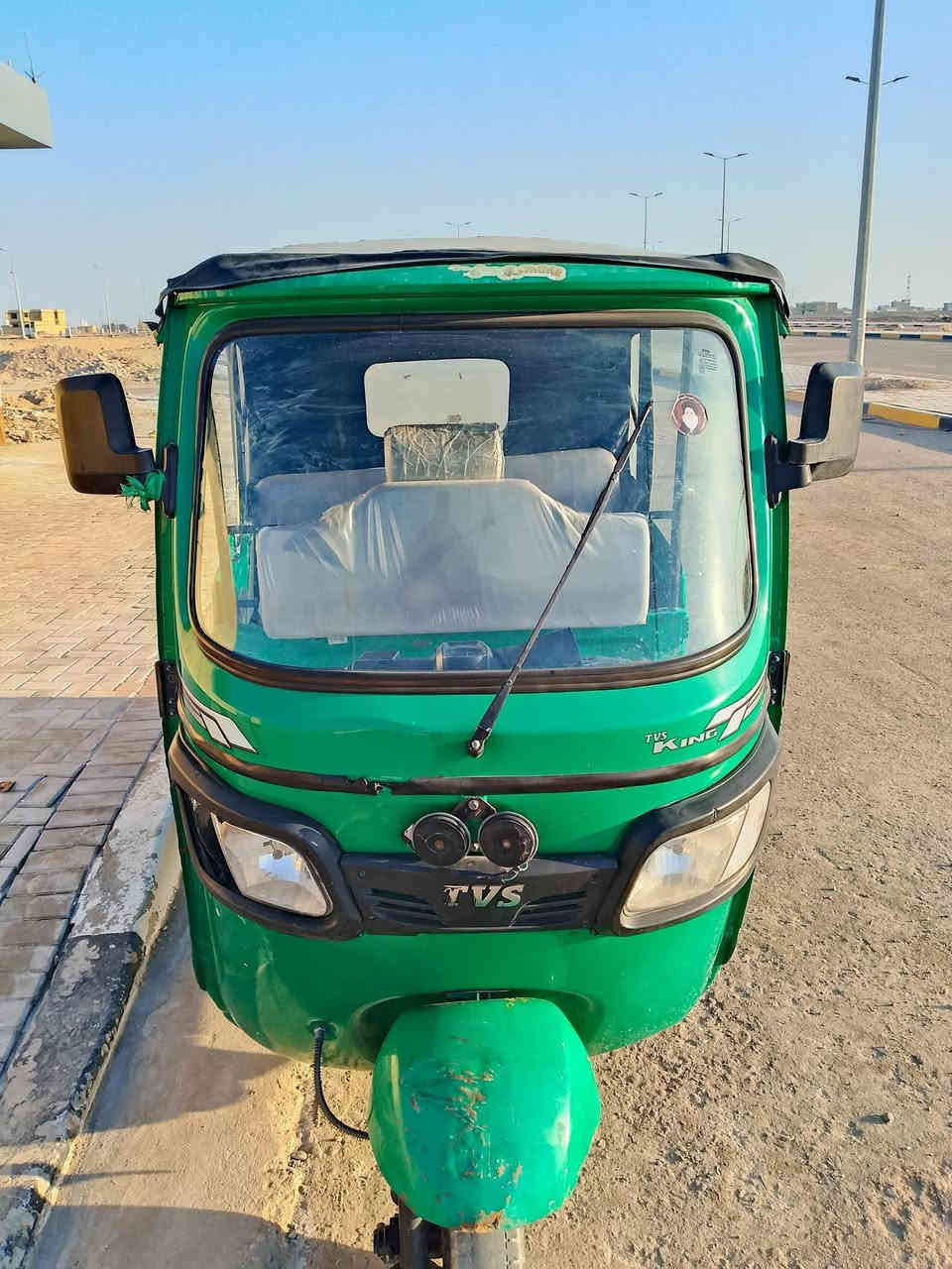 تكتك تيفيس اوراق 22 بصره
المكان كرمت علي ابو صخير
السعر 5,500 الرقم***********
