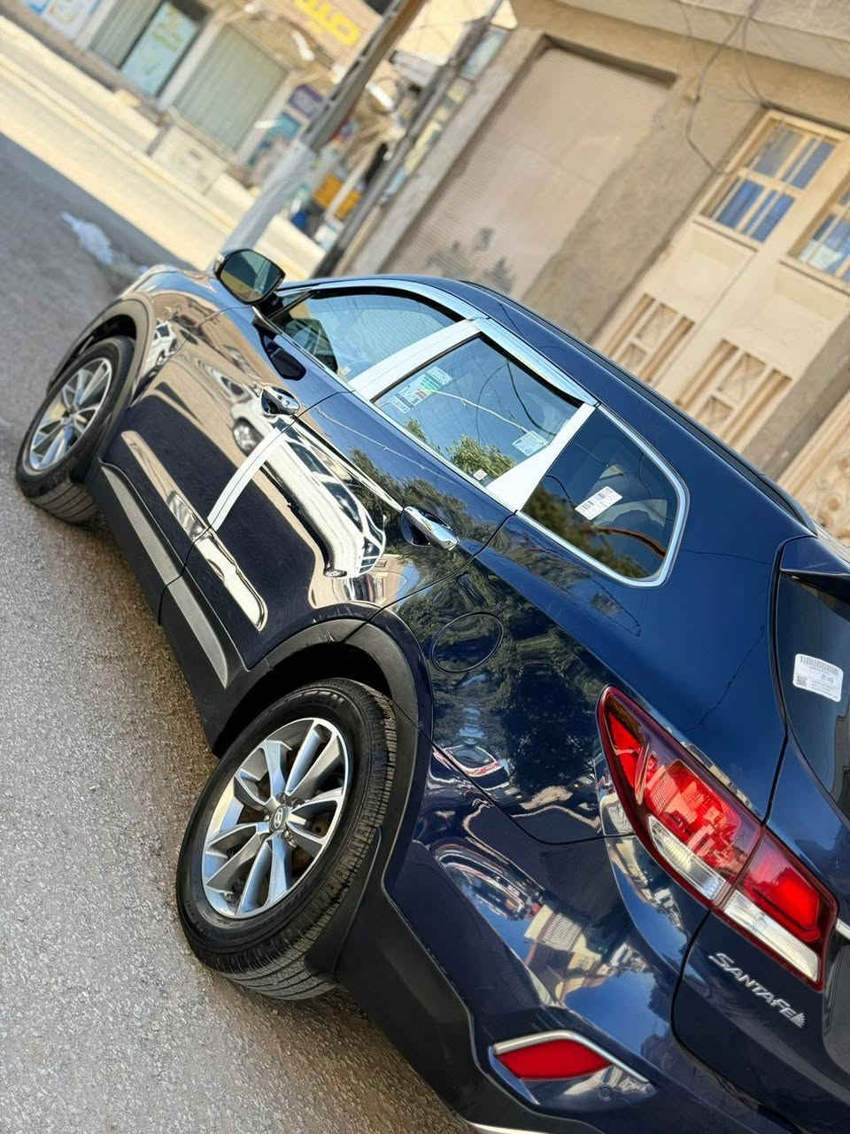 السلام عليكم 
سنتافي كراند 2017 وراد أمريكي حادثها فقط بنيد بدون دواخل  ماشية ١١٠ الف كيلو مواصفات نص فول  كشنات تدفئة وتبريد وهيتر بالستيرن شاشة كامره خلفيه كشنات كهرباء دبل سبايدر 3.نظام قياده 7 راكب 3قطع تبريد مكينه 6سلندر مكينه وكير حدادية بشرط برغي مامفتوح بيهن تخم تاير جديد لد امامي شمعه أماميه بلوجكتر زنون  تحكم ستيرن فورويل درايف تبريد ثلج نضام ايكو اقتصاد بانزين مانع الانزلاق حساسات خلفيه اماميه رادارات داخل صاج ملكي وبيها مواصفات اكثر سياره جديده بمعنى الكلمة سياره مال بيت أي نقص مابيها عنوان السيارة نجف   سعر ١٧٠ وبيها مجال حك جيتك  رقم اربيل للاستفسار
‏‭*********** النجف, العراق
