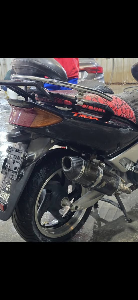 تي ماكس ٢٠٠٨ 
للبيع // ناصريه مركز 
مكينه كفاله
كفرات اصليه
كهربائيات شغال كله
تايرات توني شاده قبل سبوع
اكزوز رياضي
دشبول احمر 
كشن احمر واسود 
سيوج ٣ سكيورتي
تجوه خلفيه
لايت ناصي عالي زنون اصلي
دهن موتل الاصلي توني مبدل قبل يومين
بانزين كله محسن وسوبر العادي ما شايفته 
بيها منفيس + مكاتبه .
*********** واتس واتصال .
السعر ٢٣ وبيها مجال بسيط كلش
