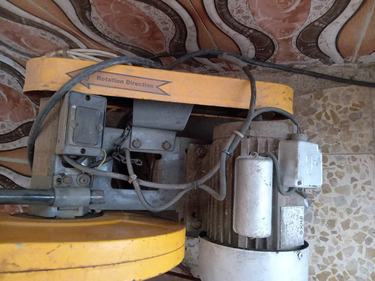 السلام عليكم كتر حدادي للبيع شغال جديد السعر 225الف هاتف *********** اتصال قايش
