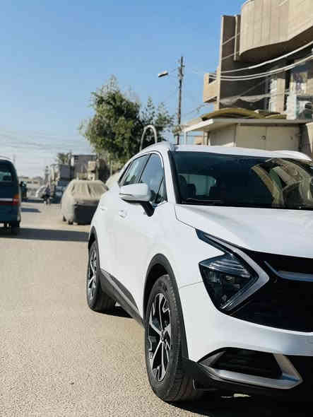سلام عليكم كيا سبورتج موديل 2023 سياره مكفوله عامه سبير مانازل ماشيه 21الف رقم اربيل تحويل ثاني يوم رقم ***********
