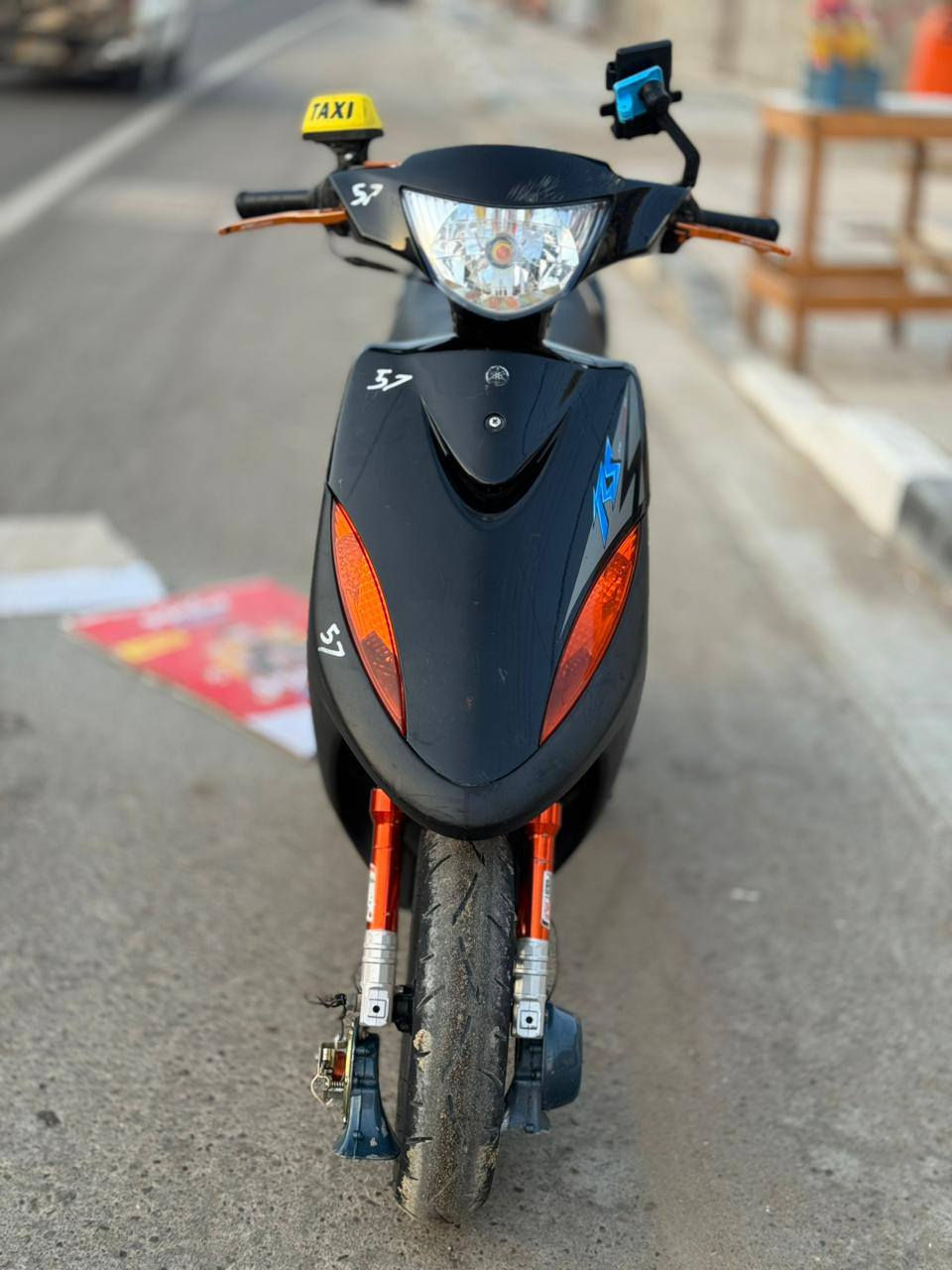 السلام عليكم شباب دراجه للبيع الدراجه كامله ما نقصها شي ابد دراجه 55 بلاد ما ملعوب بيها علا حطتها بيها تزويد هواي شيال دبلات إماميه دبل خلفي صالنصه صجميه صطاب قيق فلاوين قاعده رقم قطره اكسل اصابع قيق عنبار كلجات قبق كلجات شوته اربع ولفات كابريته سكنس سبايدر اربعه ولف وبيها ويلات بيها مشيف وبيها تكسي وستاند موبايل***********,المكان قضا القرنه السعر مليون و150
