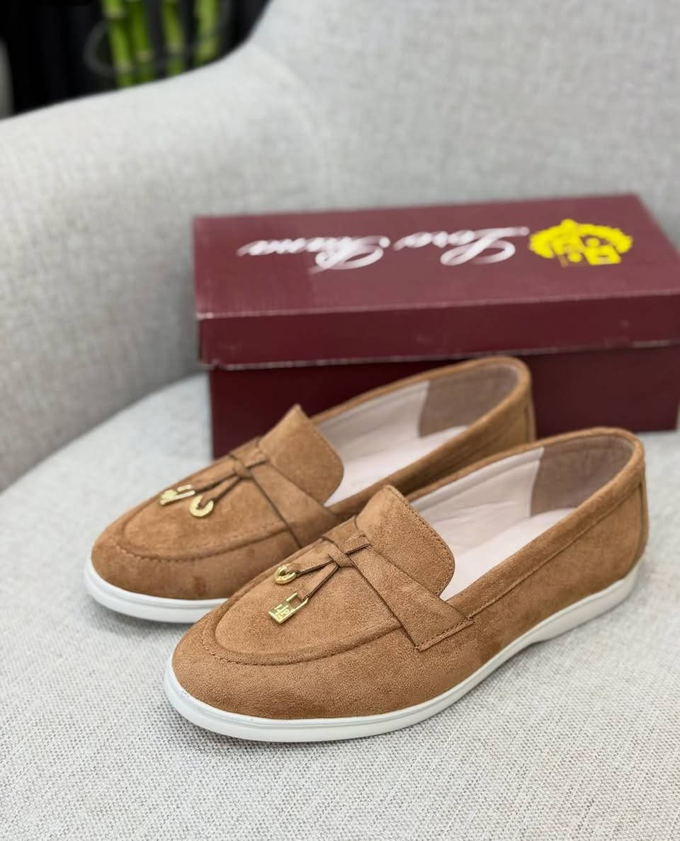 #تــولين_اصـل_التميز_والابــداع😍

#متميزون_فـي_الذوق_الراقي💯✨
#جــودة_ومتانـــه💯✨
#انـاقه_وتنـــوع💯✨
#راحة_فائقـه💯✨
#اسعارنا_رمــزيه💯💯💯💯💯
🌹❤🌹❤🌹❤🌹❤🌹❤🌹
#تــوفر_لوربيانا_قاعده_طبيه_كوالتي🇹🇷🇹🇷🇹🇷
#متوفر_باربع_الوان
#مــوديل_اناقه_وكشخه
#قياسات_من_38_42
#سعــر_القطعه_15_الف_دينار
#للحجز تواصل على الخاص او 
الواتس اب ***********
متوفر توصيل جميع محافظات العراق
#عنوانا_بابل_قضاء_المسيب_شارع______البلدية_خلف___مرطبات_الخيام_الانباري
